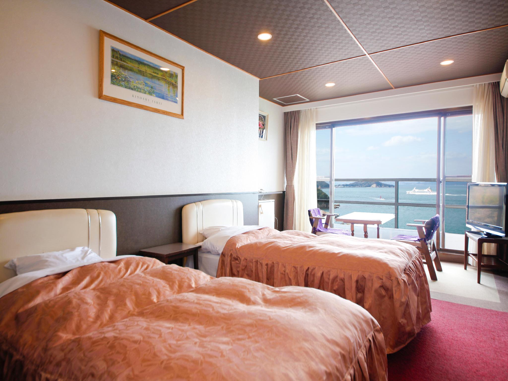 Western, Elegant, Style, Twin Beds, Ocean View
