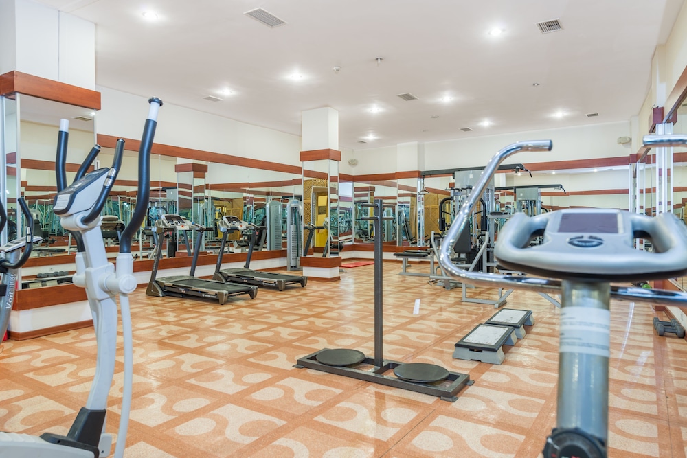 Adonis Hotel 26/50