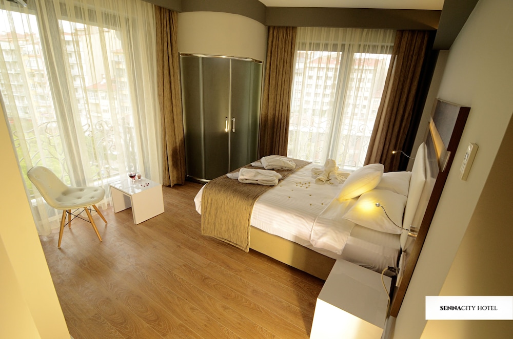 Sennacity Hotel 38/70