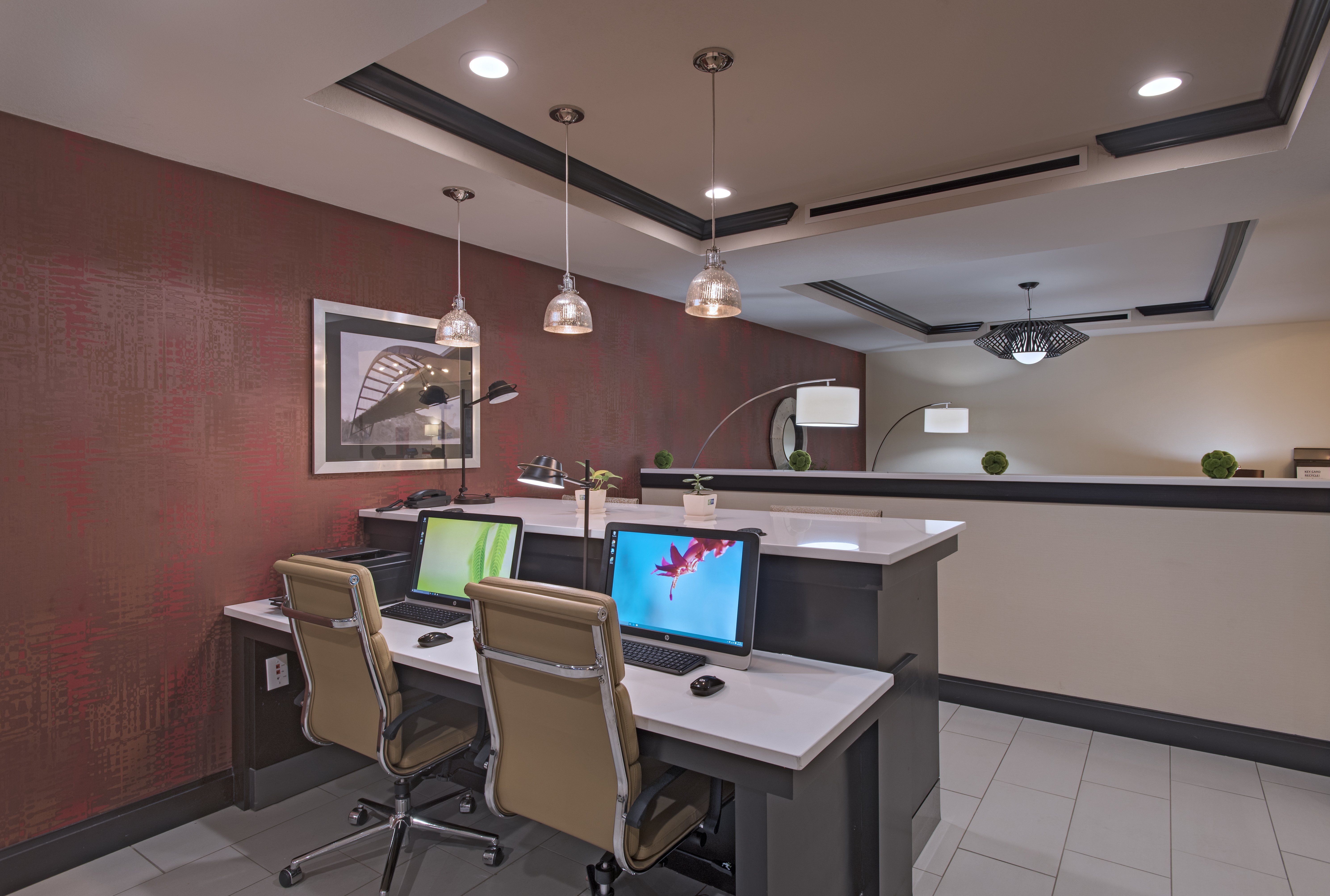 Holiday Inn Express Suites Austin Nw Four Points 46/51