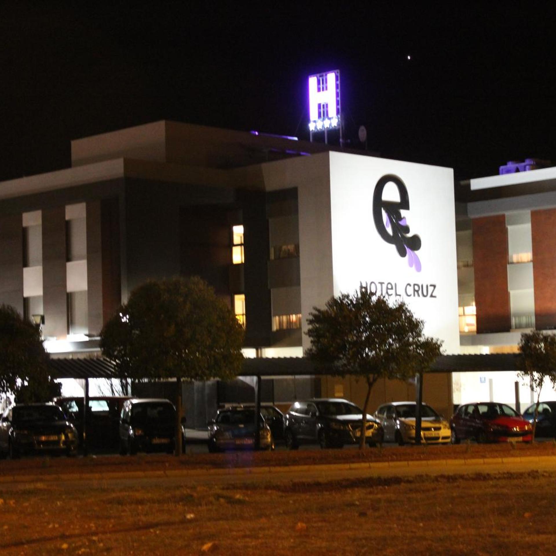 Escuderos Hotel Cruz 5/58