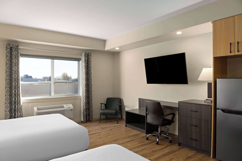Baymont by Wyndham West Edmonton 29/50