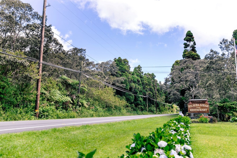 Kilauea Lodge and Restaurant 69/76