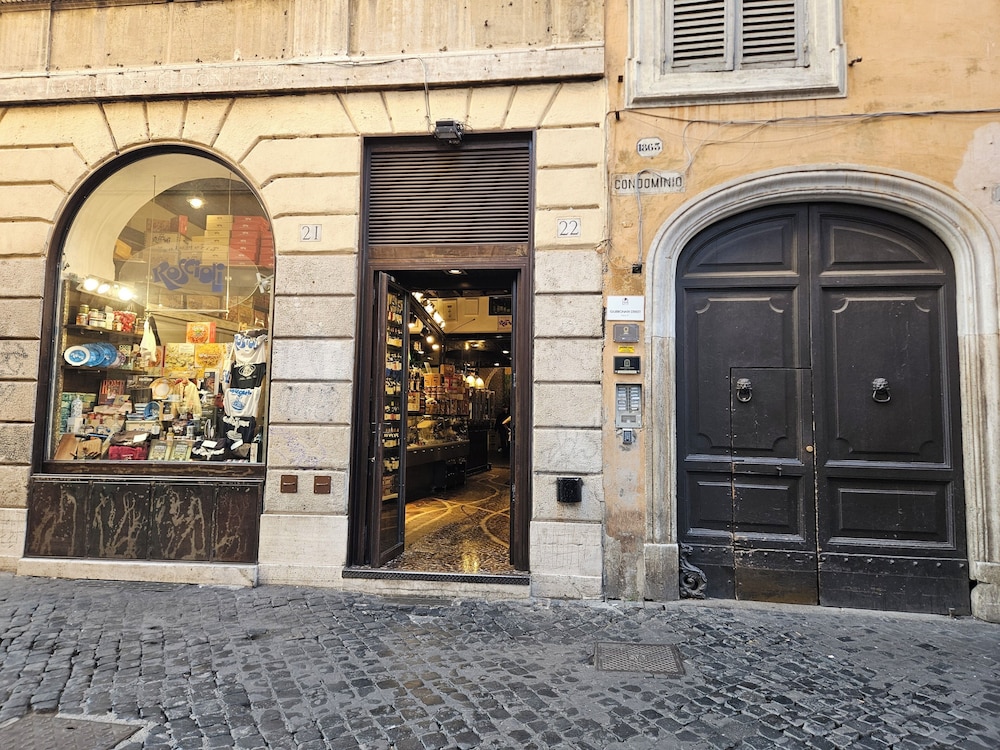 Campo De Fiori Prestige Rooms 2/45
