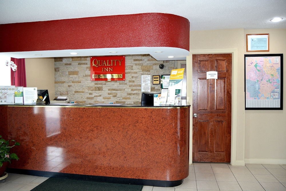 Quality Inn Raynham - Taunton 7/75