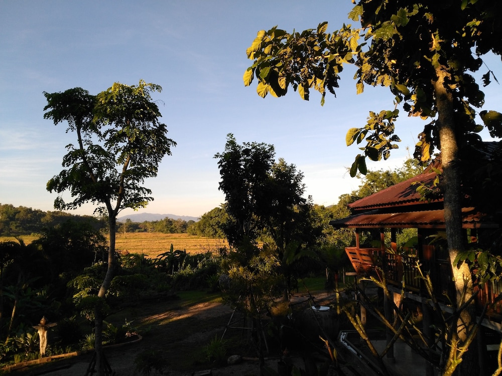 Bambuh Boutique Homestay 67/70