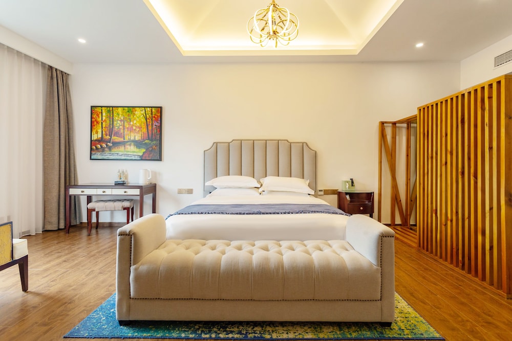 Z-Up Boutique Hotel 14/50
