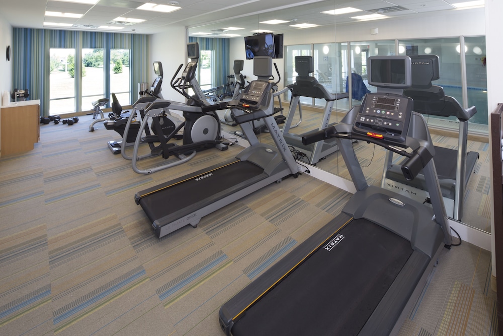Holiday Inn Express And Suites Rochester Hill Detroit Area 26/47