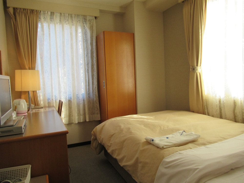 Center Hotel Mihara 30/69