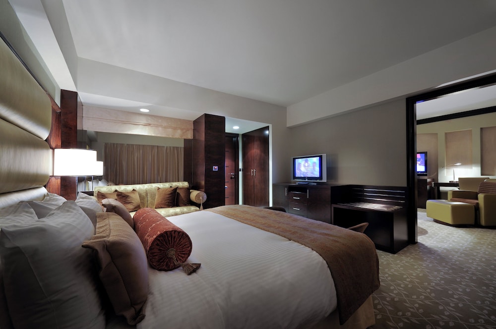 Intercontinental Abu Dhabi 22/72