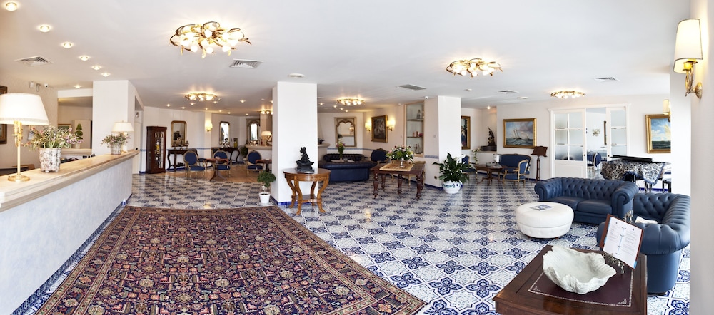 Punta Campanella Resort And Spa 9/71