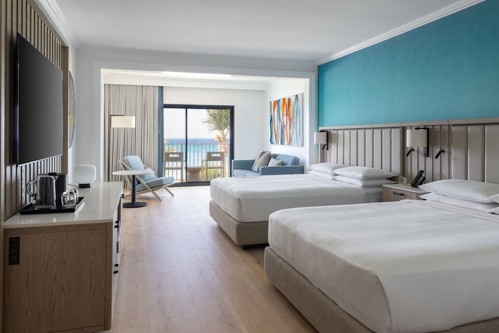 Junior Suite, 2 Queen Beds, Ocean Front, Sofa, Balcony