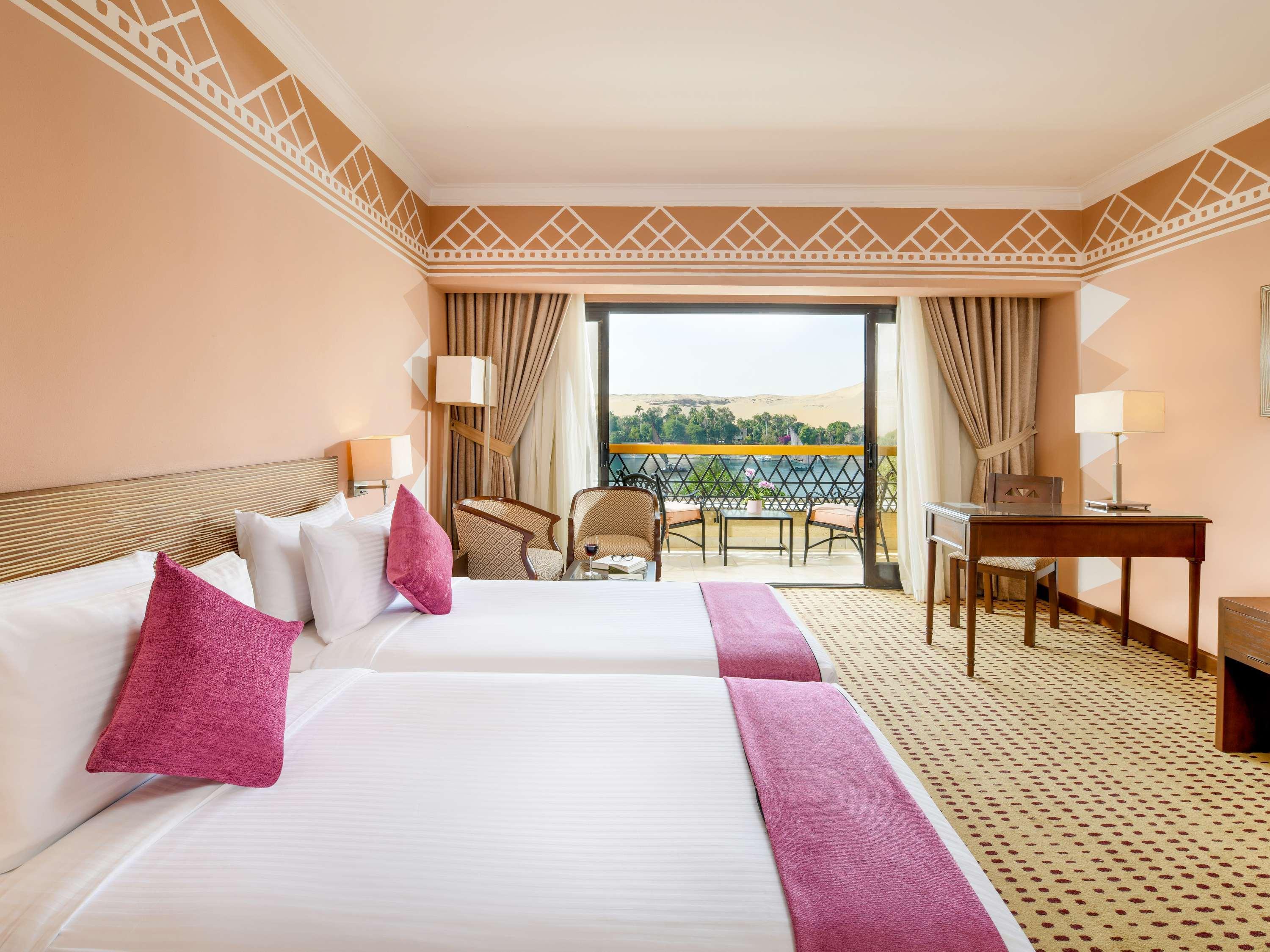 Superior, Twin Beds, with View