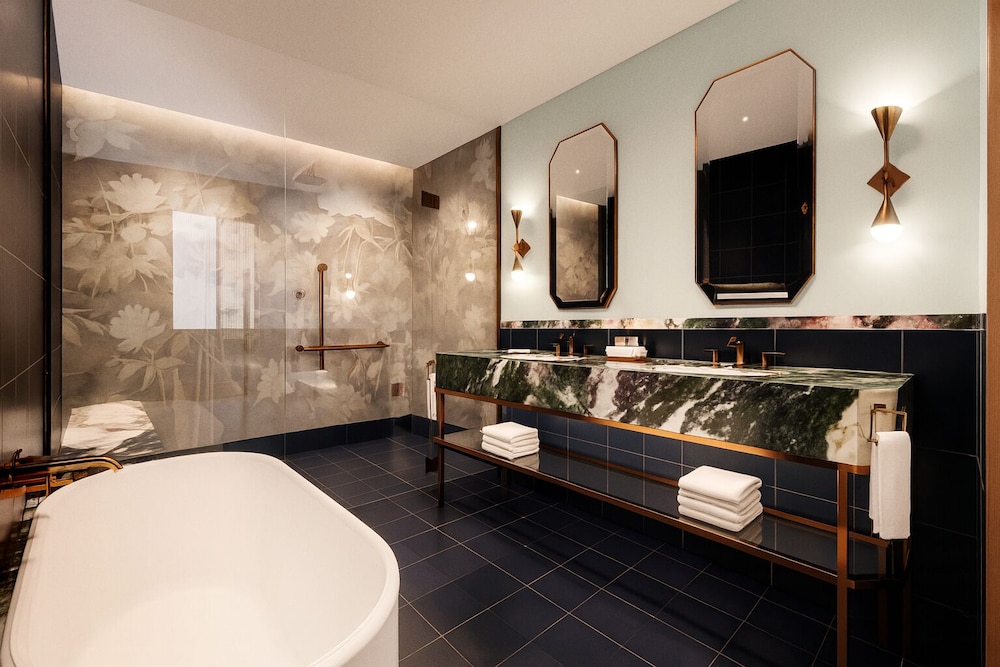 Fairmont New Orleans 50/51