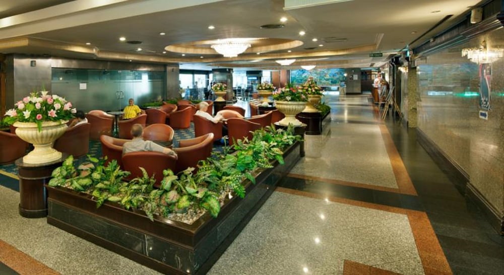 Grace Hotel 67/77