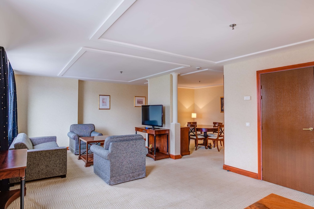 InterContinental Athenee Palace Bucharest an IHG hotel 63/90