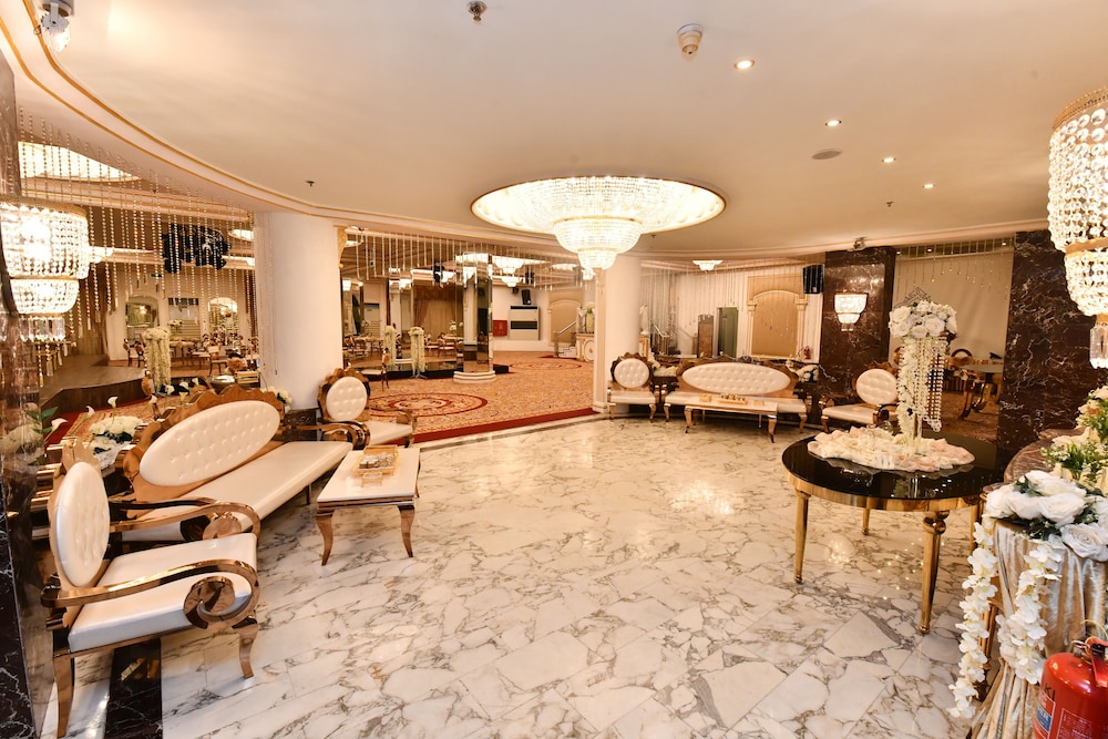 فندق كازابلانكا جدة(Casablanca Hotel Jeddah) 70/76