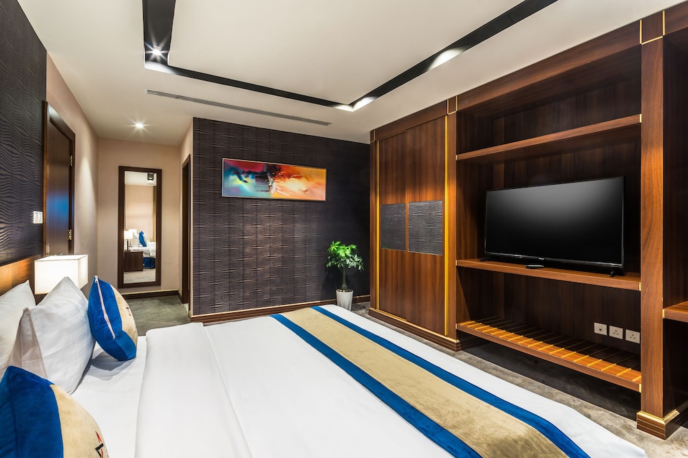 جناح ديلوكس بسرير كينج وسرير كوين