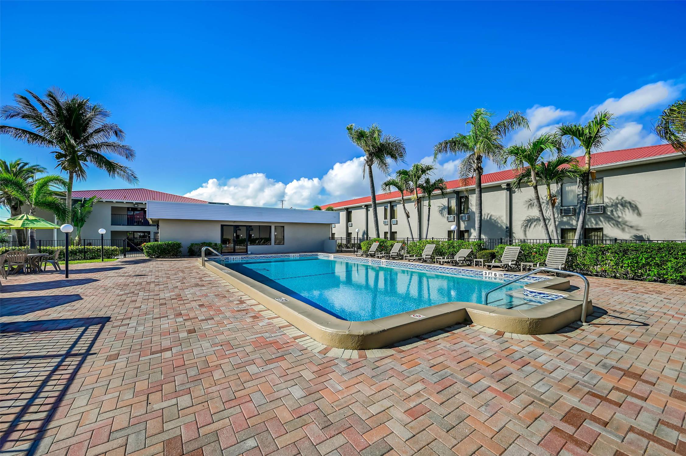 Quality Inn Fort Myers Cape Coral 10/10