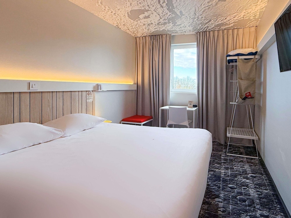 Ibis Rennes Cesson 21/76