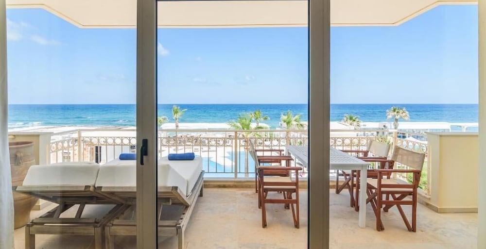 Parthenis Beach Apartments 41/50