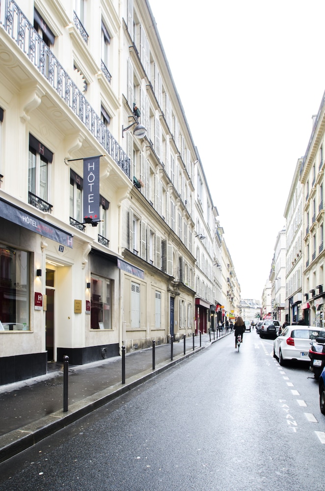Migny Opera Montmartre Hotel 38/50