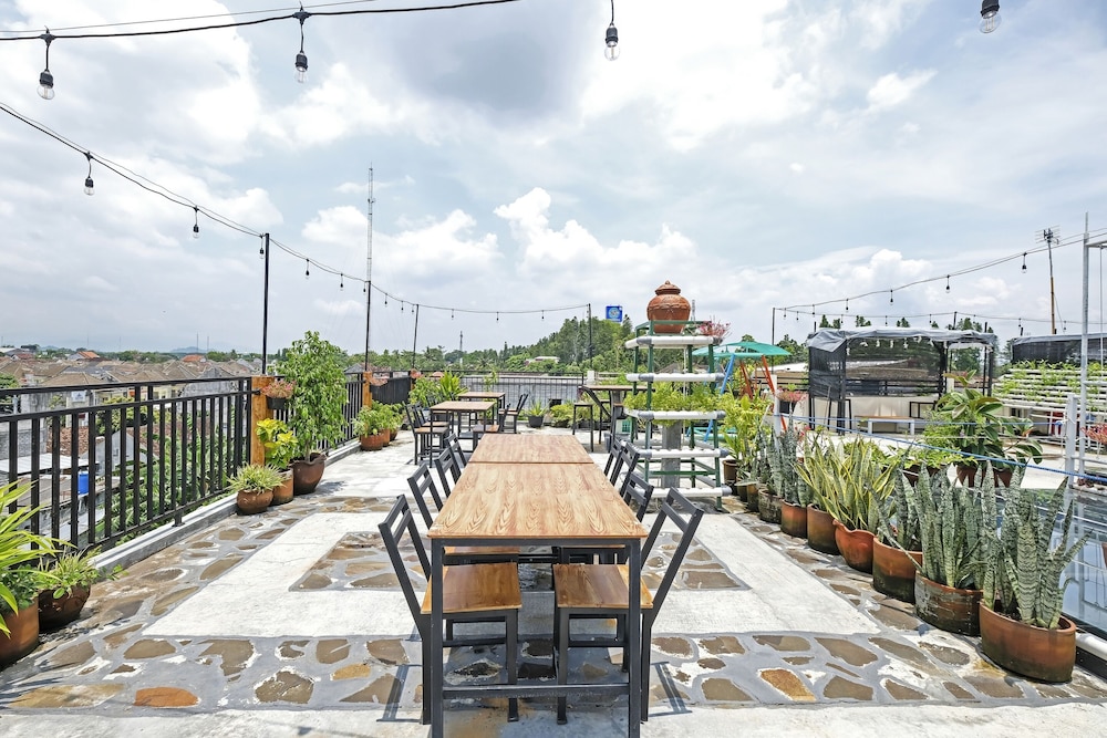Super OYO 90905 Dangau Datuk Guesthouse 39/43