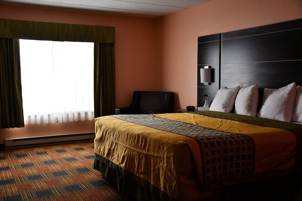 Regency Inn Suites 22/57