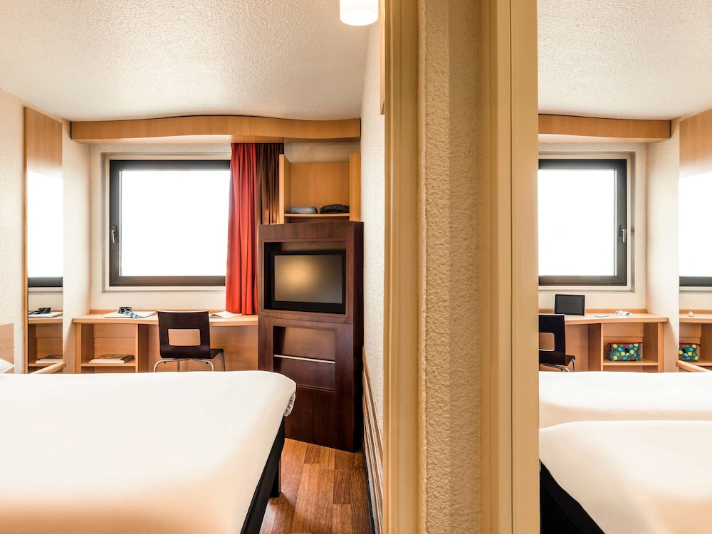 Ibis Paris 17 Clichy Batignolles 19/75