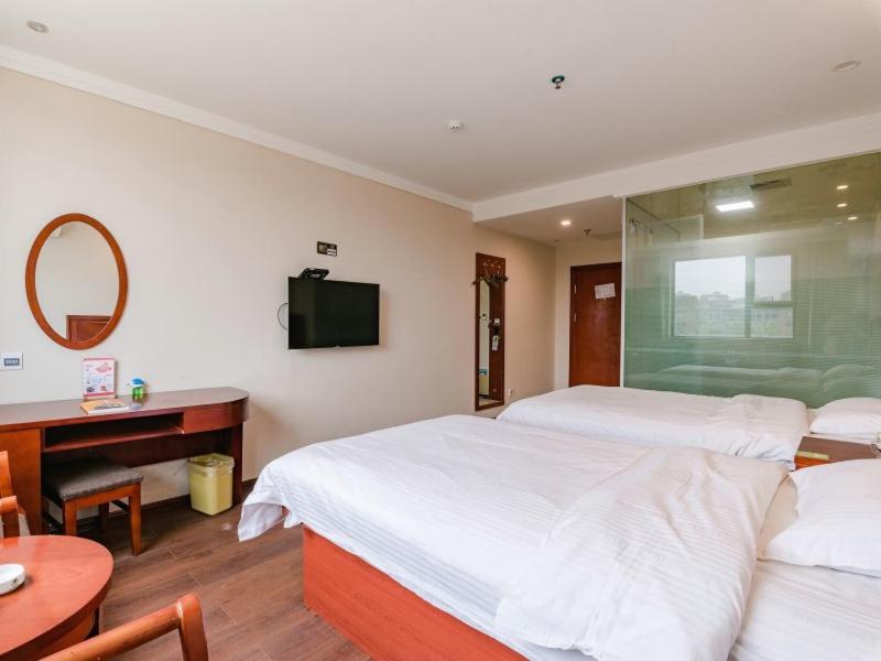 GREENTREE INN SHANGQIU NORMAL COLLEGE WENHUA(W)ROAD HOTEL 12/54