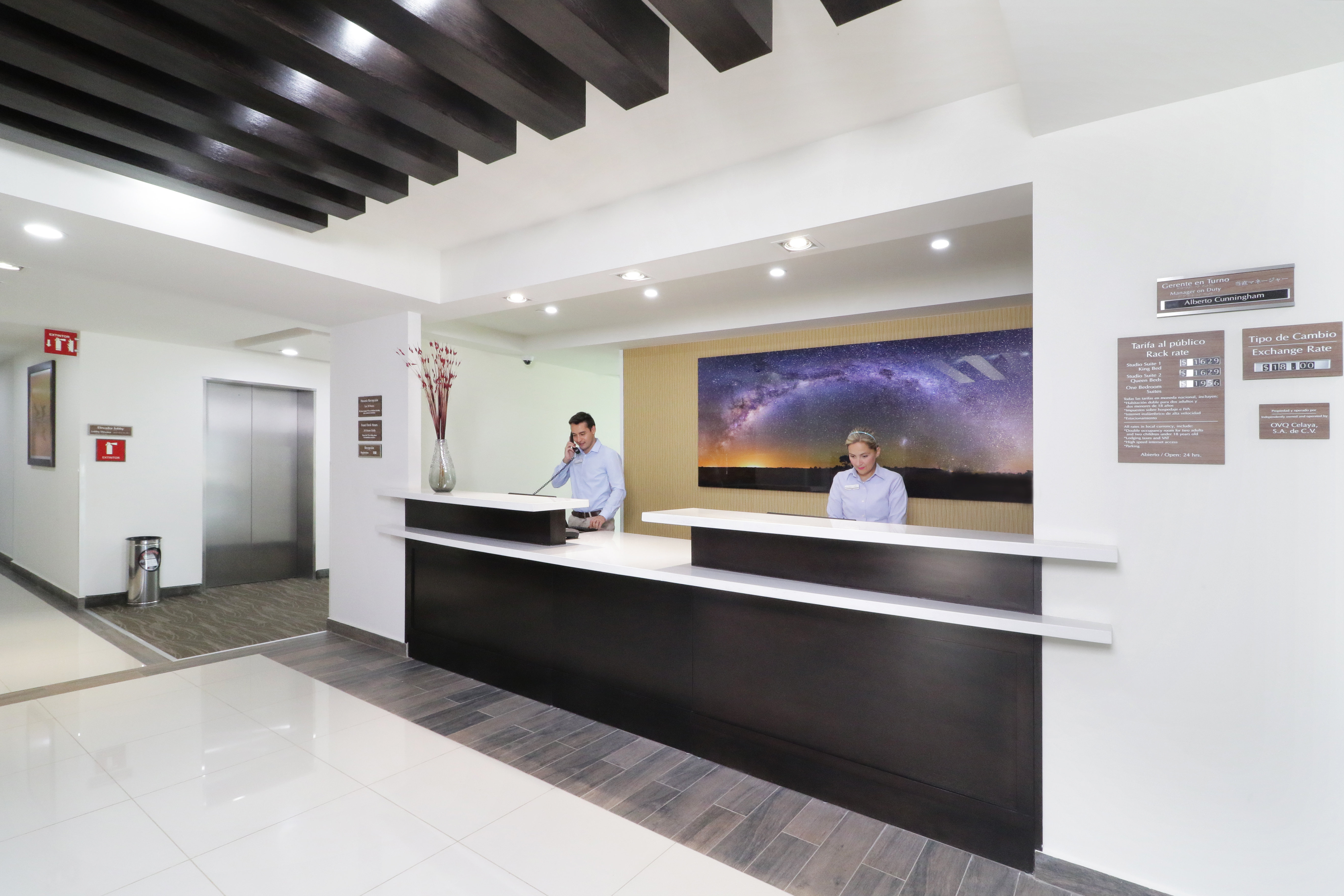 CANDLEWOOD SUITES CELAYA 7/75