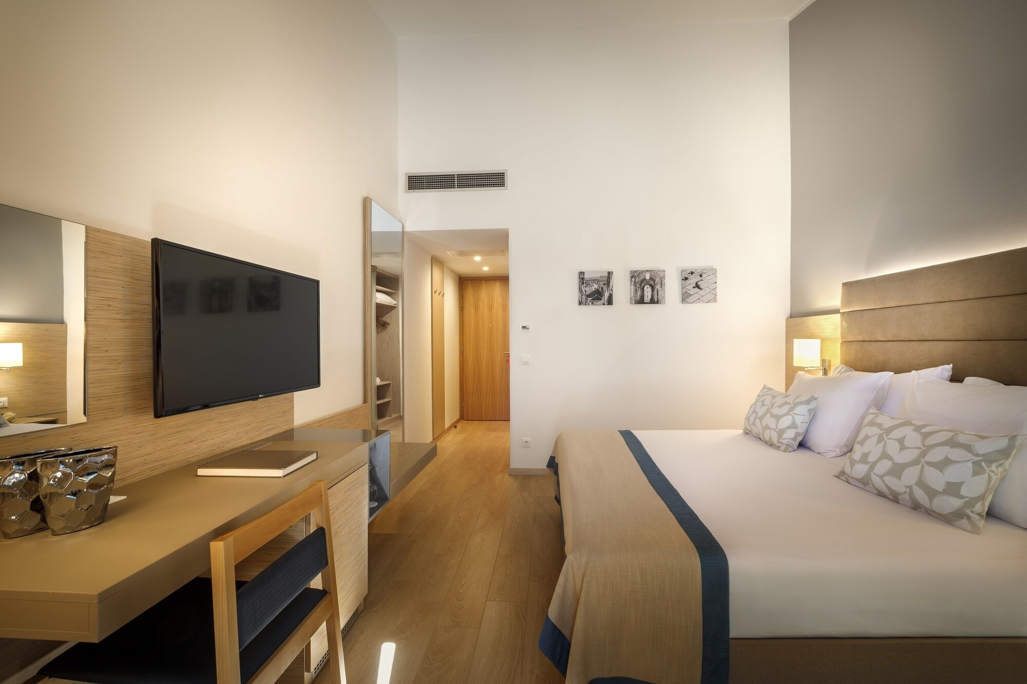 Room at Valamar Argosy Hotel, DUBROVNIK