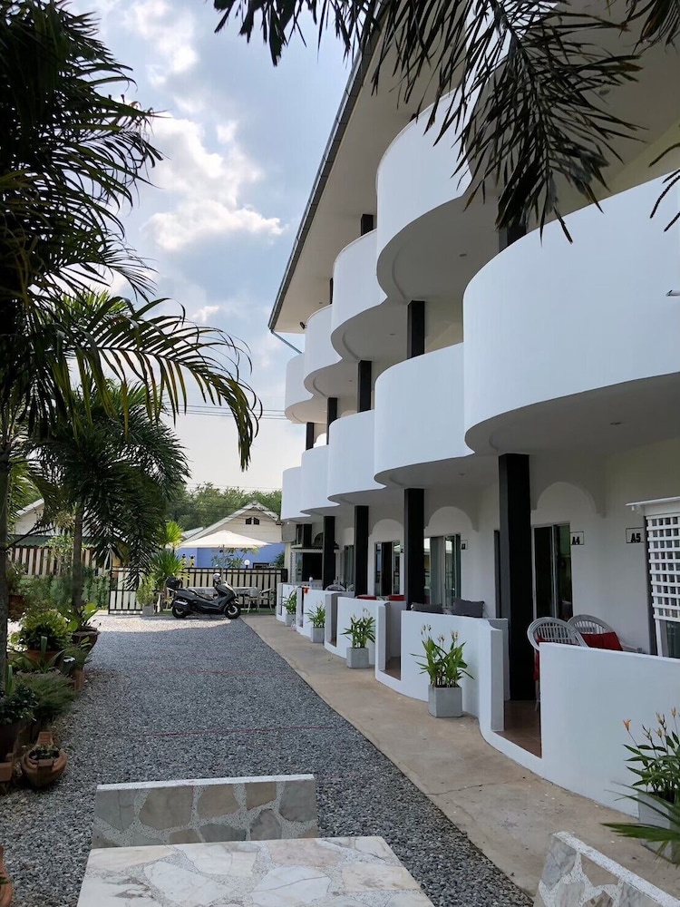 Baan The One Bang Saray By RoomQuest 56/62