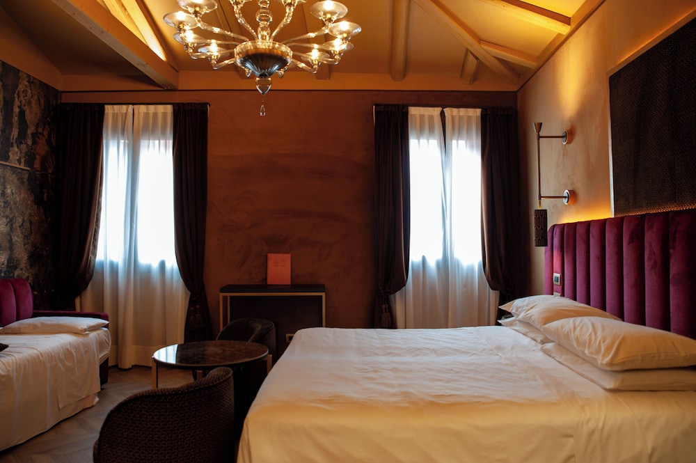Campiello Hotel 30/74