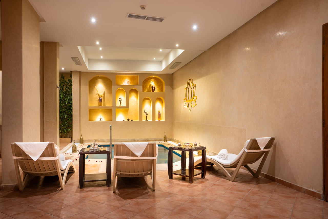 Intouriste Hotel & Suites 43/72