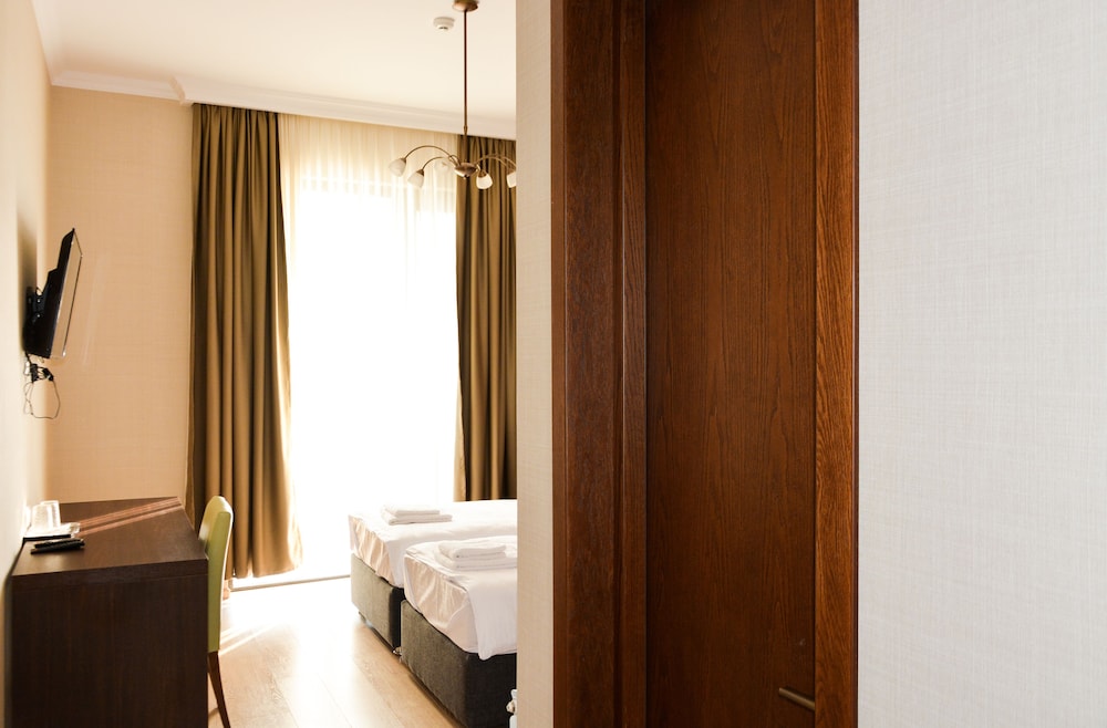 Eleon Boutique Hotel 28/28