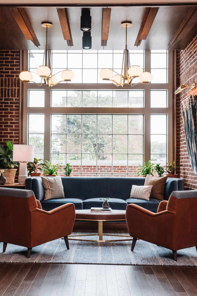 The Alida, Savannah, a Tribute Portfolio Hotel 52/84