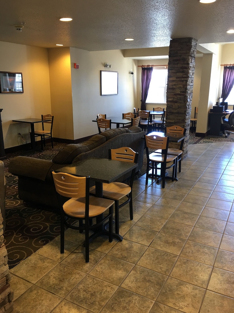 Microtel Inn Suites By Wyndham Rice Lake 23/33