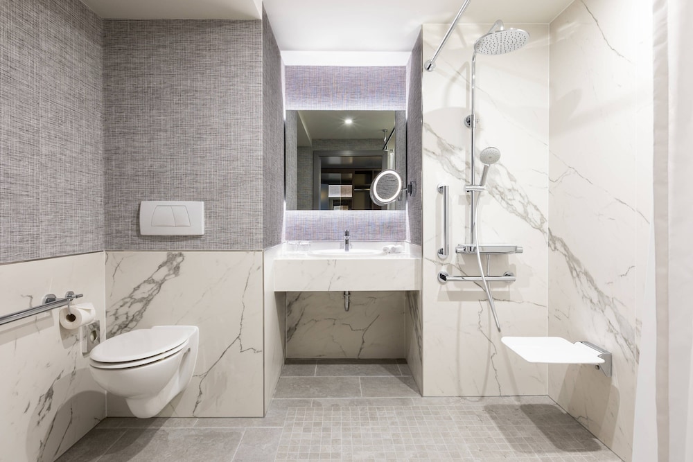 Marriott Paris Charles de Gaulle Airport Hotel 9/62