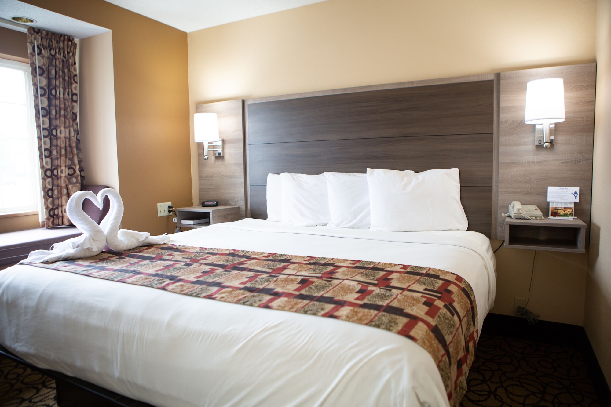 STANDARD, KING BED