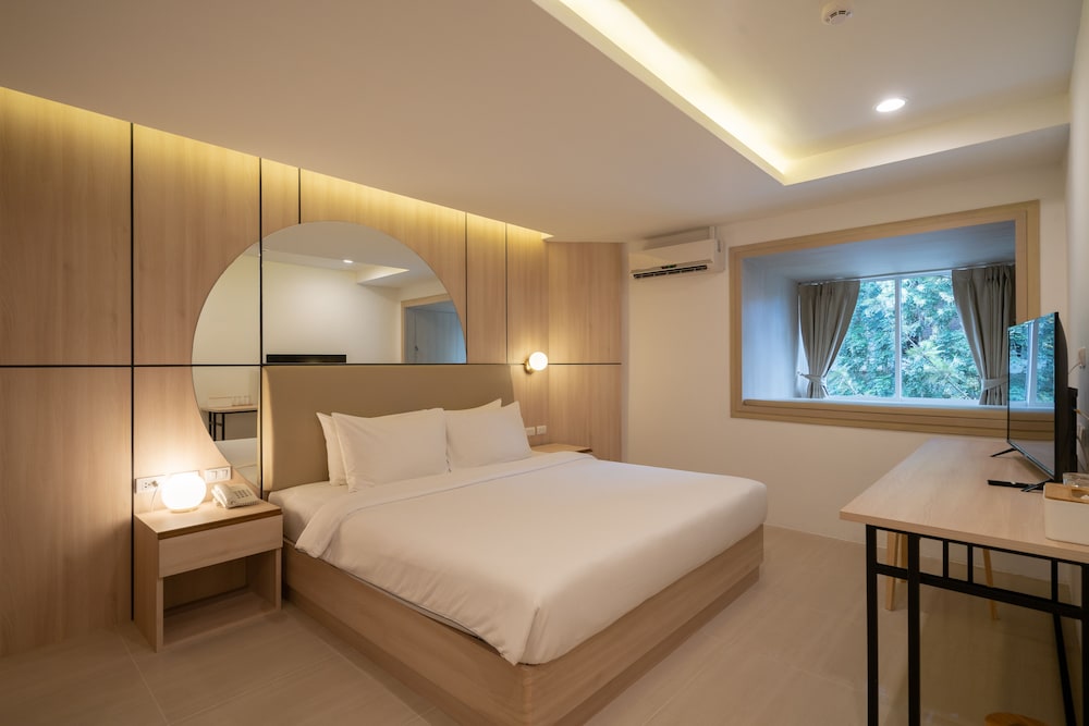 Bedline Hotel - SHA Certified 12/36