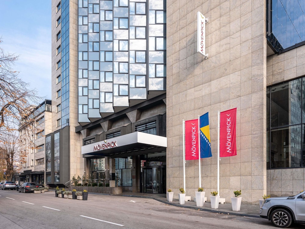 Movenpick Hotel Sarajevo 72/77