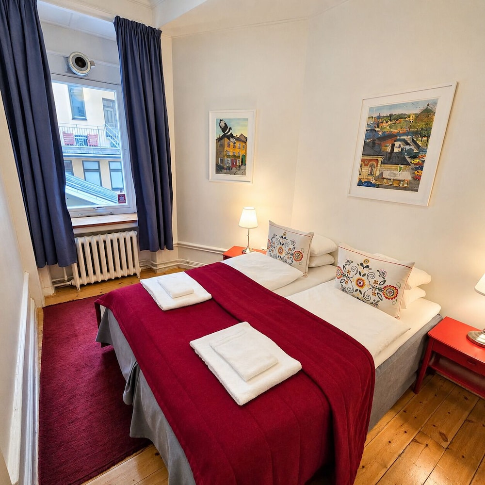 غرفة ثلاثية بسريرين منفصلين بحمام مشترك مع أريكة، Hotel Hornsgatan 5/10