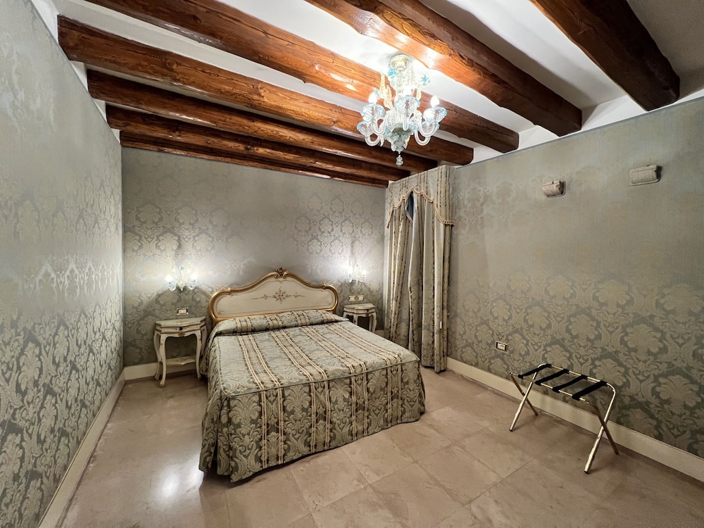 Hotel Ca Dogaressa 29/49