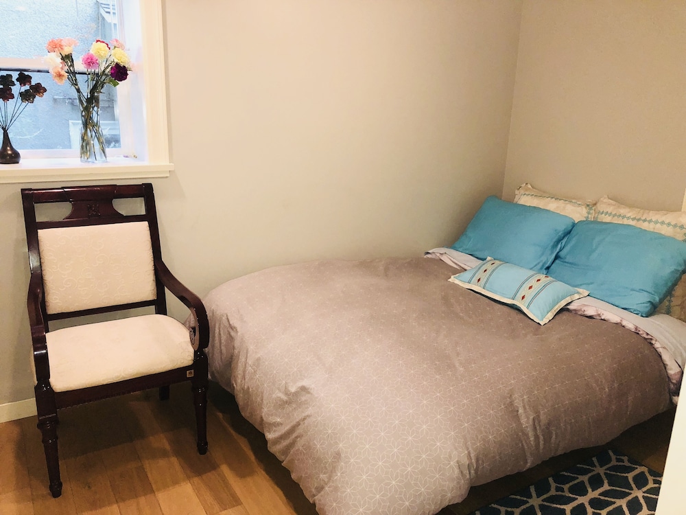 The Sunshine House by Elevate Rooms 6/28