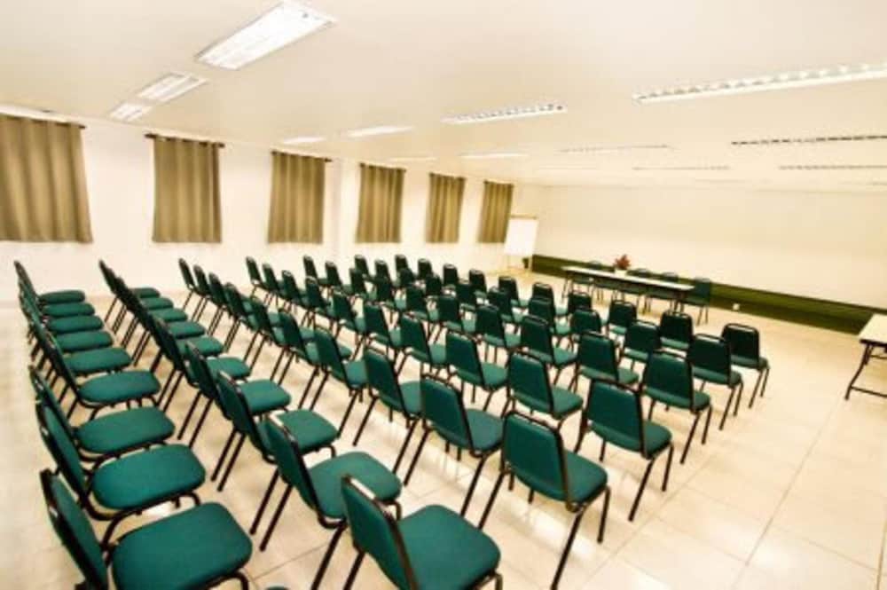 Turrance White Campinas Hotel 57/61