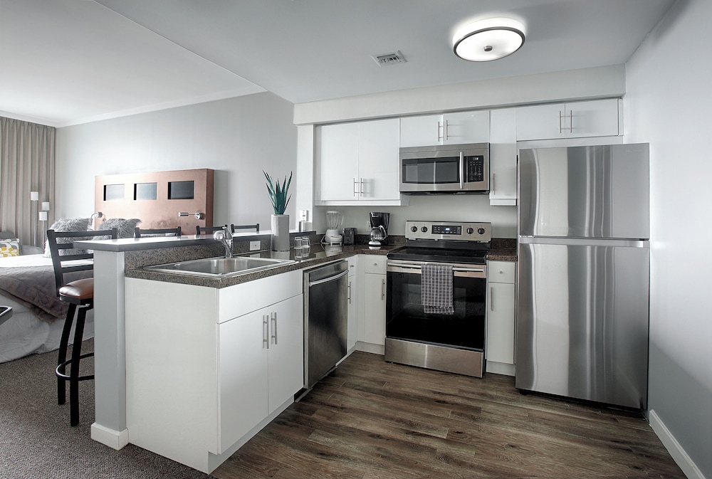 Private Residences at Hotel Arya by SoFLA Vacations 9/38