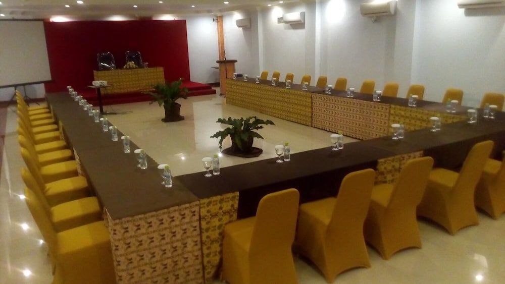 CoreInn Merauke 25/25