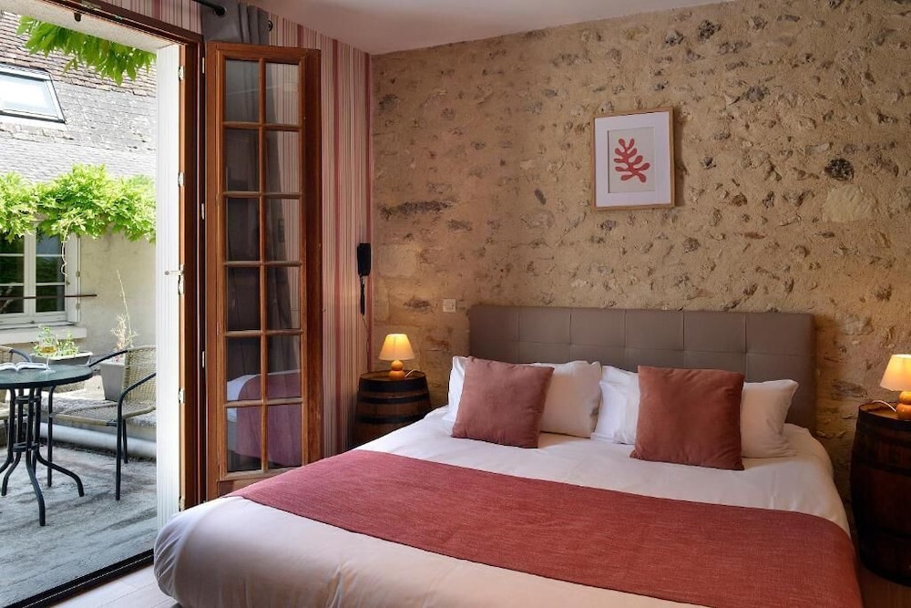 AUBERGE LE COLOMBIEN 17/37