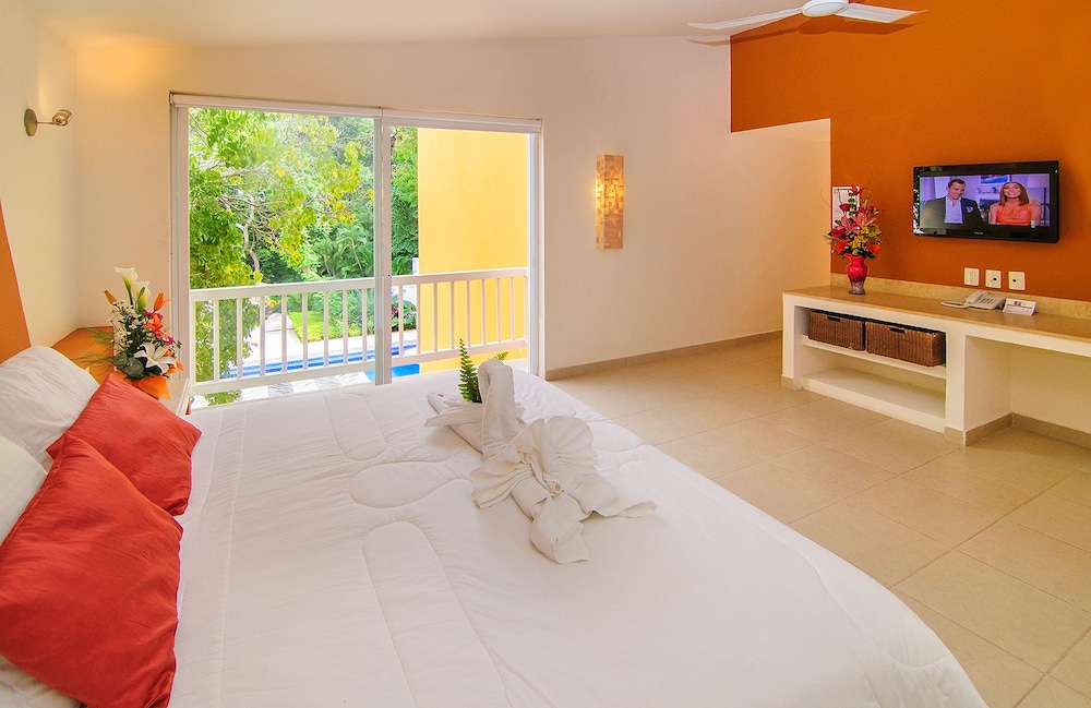 Hotel Ixzi Plus 26/63